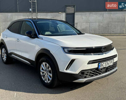 Белый Опель Mokka, объемом двигателя 1.2 л и пробегом 33 тыс. км за 18800 $, фото 3 на Automoto.ua