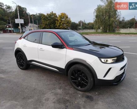 Белый Опель Mokka, объемом двигателя 1.2 л и пробегом 50 тыс. км за 20500 $, фото 1 на Automoto.ua
