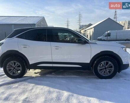 Белый Опель Mokka, объемом двигателя 1.2 л и пробегом 98 тыс. км за 16100 $, фото 3 на Automoto.ua