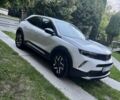 Белый Опель Mokka, объемом двигателя 0 л и пробегом 64 тыс. км за 17200 $, фото 4 на Automoto.ua