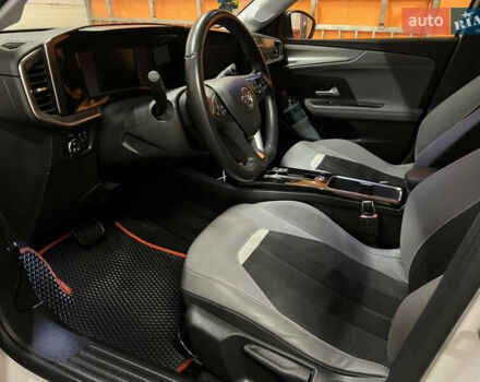 Білий Опель Mokka, об'ємом двигуна 1.2 л та пробігом 73 тис. км за 22222 $, фото 9 на Automoto.ua