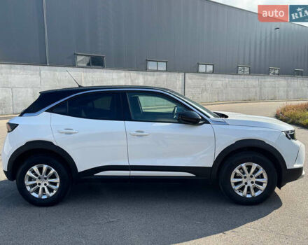 Белый Опель Mokka, объемом двигателя 1.2 л и пробегом 33 тыс. км за 18800 $, фото 5 на Automoto.ua