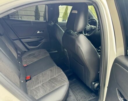 Белый Опель Mokka, объемом двигателя 0 л и пробегом 75 тыс. км за 16500 $, фото 13 на Automoto.ua