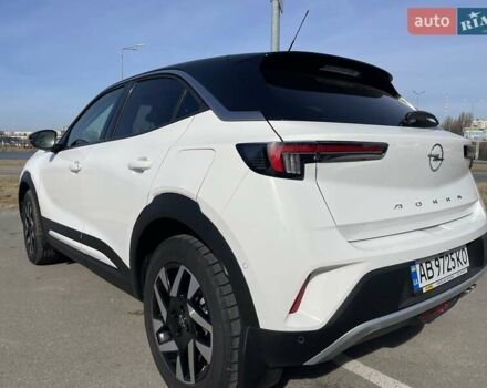 Білий Опель Mokka, об'ємом двигуна 1.2 л та пробігом 7 тис. км за 24000 $, фото 4 на Automoto.ua