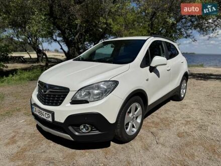 Опель Mokka 2014 в Черкассах на Automoto.ua Белый Опель Mokka, объемом двигателя 1.36 л и пробегом 239 тыс. км за 10500 $, фото 1 на Automoto.ua