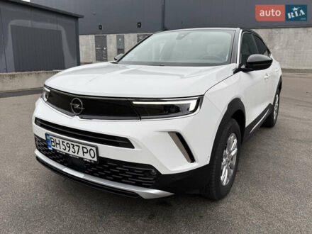 Белый Опель Mokka, объемом двигателя 1.2 л и пробегом 31 тыс. км за 18499 $, фото 1 на Automoto.ua