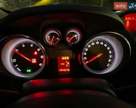 Черный Опель Mokka, объемом двигателя 1.69 л и пробегом 194 тыс. км за 9999 $, фото 43 на Automoto.ua