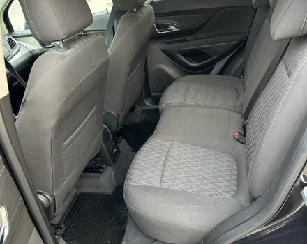 Черный Опель Mokka, объемом двигателя 1.6 л и пробегом 159 тыс. км за 10400 $, фото 6 на Automoto.ua