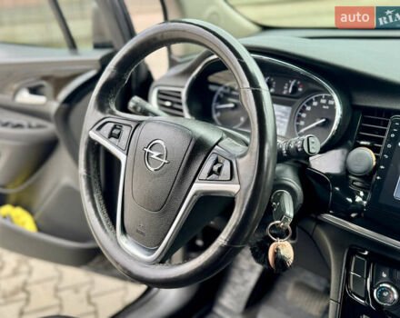 Черный Опель Mokka, объемом двигателя 1.4 л и пробегом 172 тыс. км за 13950 $, фото 108 на Automoto.ua