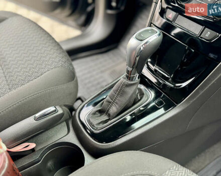 Черный Опель Mokka, объемом двигателя 1.4 л и пробегом 172 тыс. км за 13950 $, фото 111 на Automoto.ua