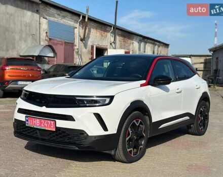 Белый Опель Mokka-e, объемом двигателя 0 л и пробегом 35 тыс. км за 17000 $, фото 2 на Automoto.ua