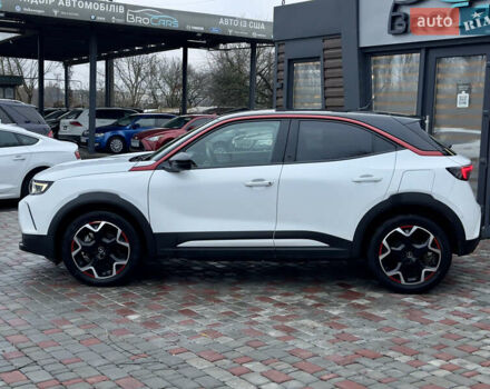 Белый Опель Mokka-e, объемом двигателя 0 л и пробегом 85 тыс. км за 15900 $, фото 6 на Automoto.ua