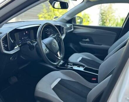 Білий Опель Mokka-e, об'ємом двигуна 0 л та пробігом 108 тис. км за 15600 $, фото 13 на Automoto.ua