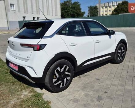 Білий Опель Mokka-e, об'ємом двигуна 0 л та пробігом 108 тис. км за 15600 $, фото 5 на Automoto.ua