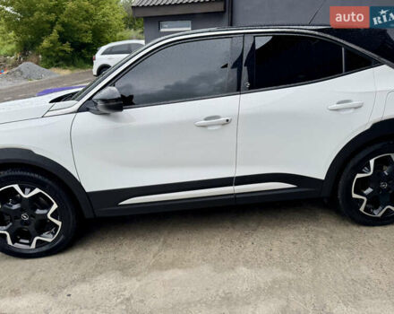 Білий Опель Mokka-e, об'ємом двигуна 0 л та пробігом 75 тис. км за 16500 $, фото 2 на Automoto.ua