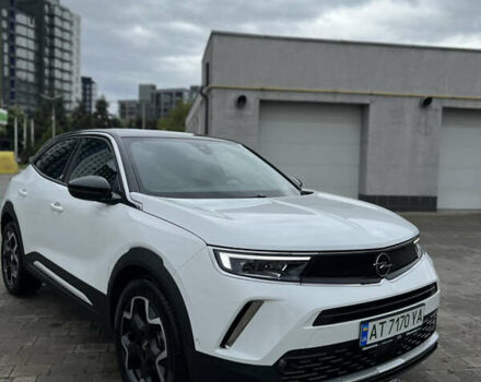 Белый Опель Mokka-e, объемом двигателя 0 л и пробегом 19 тыс. км за 21500 $, фото 3 на Automoto.ua