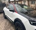 Белый Опель Mokka-e, объемом двигателя 0 л и пробегом 13 тыс. км за 14963 $, фото 1 на Automoto.ua