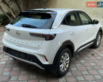 Белый Опель Mokka-e, объемом двигателя 0 л и пробегом 27 тыс. км за 15800 $, фото 14 на Automoto.ua