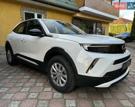 Белый Опель Mokka-e, объемом двигателя 0 л и пробегом 27 тыс. км за 15800 $, фото 9 на Automoto.ua