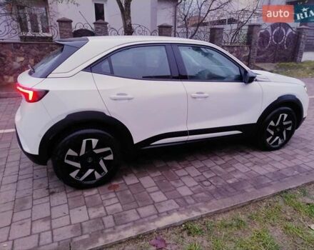 Белый Опель Mokka-e, объемом двигателя 0 л и пробегом 43 тыс. км за 15955 $, фото 10 на Automoto.ua