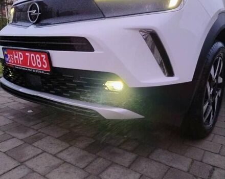 Белый Опель Mokka-e, объемом двигателя 0 л и пробегом 43 тыс. км за 15955 $, фото 4 на Automoto.ua