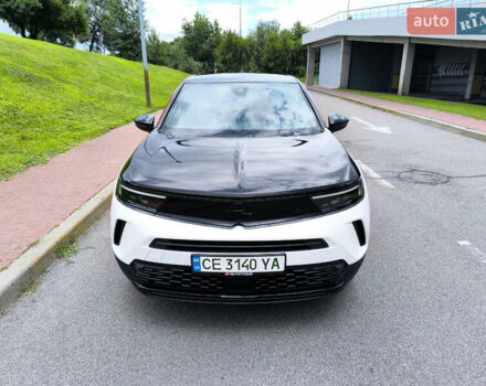 Белый Опель Mokka-e, объемом двигателя 0 л и пробегом 17 тыс. км за 15800 $, фото 16 на Automoto.ua