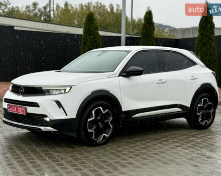 Белый Опель Mokka-e, объемом двигателя 0 л и пробегом 50 тыс. км за 16700 $, фото 24 на Automoto.ua