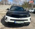 Белый Опель Mokka-e, объемом двигателя 0 л и пробегом 50 тыс. км за 16600 $, фото 1 на Automoto.ua
