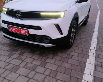 Белый Опель Mokka-e, объемом двигателя 0 л и пробегом 43 тыс. км за 15955 $, фото 5 на Automoto.ua