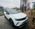 Белый Опель Mokka-e, объемом двигателя 0 л и пробегом 12 тыс. км за 19000 $, фото 1 на Automoto.ua