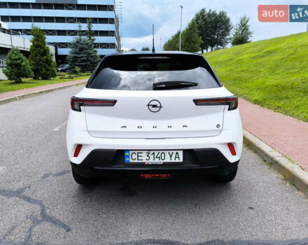 Белый Опель Mokka-e, объемом двигателя 0 л и пробегом 17 тыс. км за 15800 $, фото 9 на Automoto.ua
