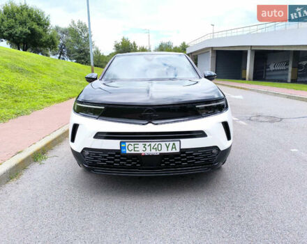 Белый Опель Mokka-e, объемом двигателя 0 л и пробегом 17 тыс. км за 15800 $, фото 15 на Automoto.ua