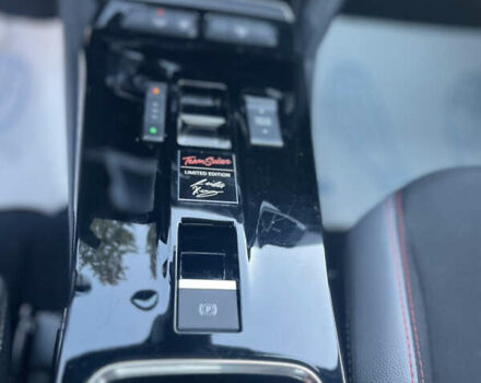 Белый Опель Mokka-e, объемом двигателя 0 л и пробегом 50 тыс. км за 16900 $, фото 17 на Automoto.ua