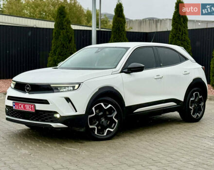 Белый Опель Mokka-e, объемом двигателя 0 л и пробегом 50 тыс. км за 16700 $, фото 17 на Automoto.ua