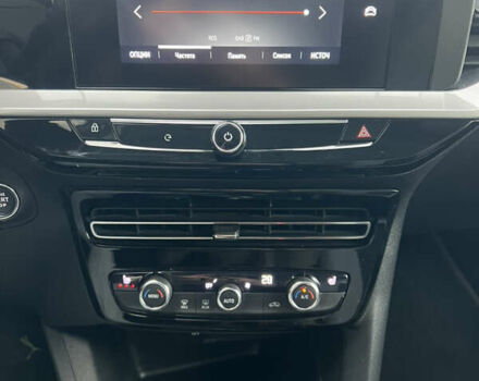 Белый Опель Mokka-e, объемом двигателя 0 л и пробегом 54 тыс. км за 15300 $, фото 25 на Automoto.ua