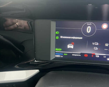 Белый Опель Mokka-e, объемом двигателя 0 л и пробегом 54 тыс. км за 15300 $, фото 23 на Automoto.ua