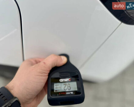 Белый Опель Mokka-e, объемом двигателя 0 л и пробегом 14 тыс. км за 18900 $, фото 72 на Automoto.ua