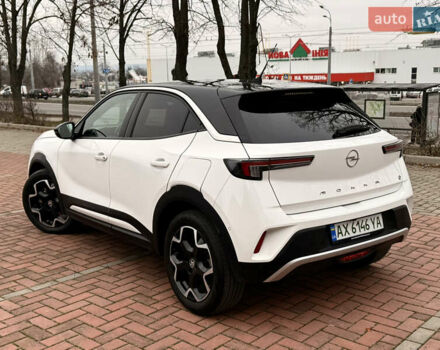 Белый Опель Mokka-e, объемом двигателя 0 л и пробегом 29 тыс. км за 16700 $, фото 12 на Automoto.ua