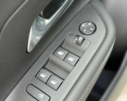 Білий Опель Mokka-e, об'ємом двигуна 0 л та пробігом 1 тис. км за 27315 $, фото 17 на Automoto.ua