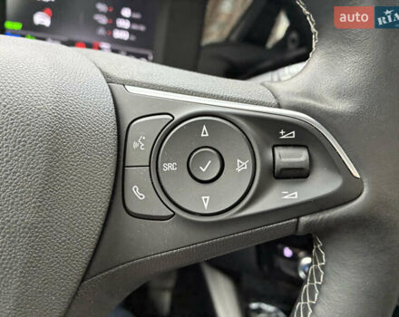 Білий Опель Mokka-e, об'ємом двигуна 0 л та пробігом 8 тис. км за 18500 $, фото 20 на Automoto.ua