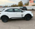 Білий Опель Mokka-e, об'ємом двигуна 0 л та пробігом 17 тис. км за 13600 $, фото 4 на Automoto.ua
