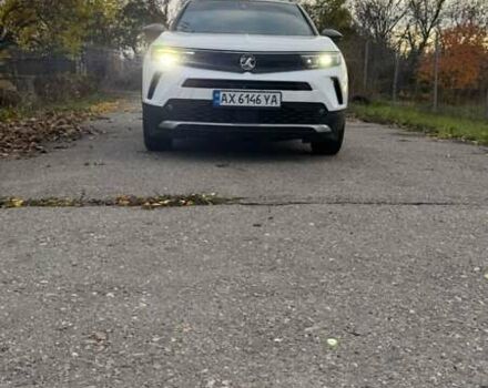 Белый Опель Mokka-e, объемом двигателя 0 л и пробегом 29 тыс. км за 18000 $, фото 2 на Automoto.ua