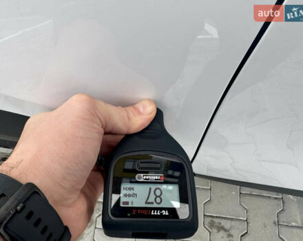 Белый Опель Mokka-e, объемом двигателя 0 л и пробегом 14 тыс. км за 18900 $, фото 80 на Automoto.ua