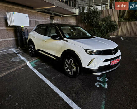 Білий Опель Mokka-e, об'ємом двигуна 0 л та пробігом 16 тис. км за 17900 $, фото 1 на Automoto.ua