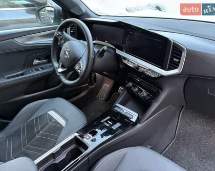 Белый Опель Mokka-e, объемом двигателя 0 л и пробегом 13 тыс. км за 19500 $, фото 14 на Automoto.ua