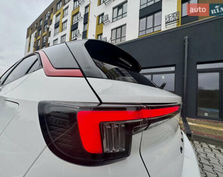 Белый Опель Mokka-e, объемом двигателя 0 л и пробегом 14 тыс. км за 18900 $, фото 8 на Automoto.ua