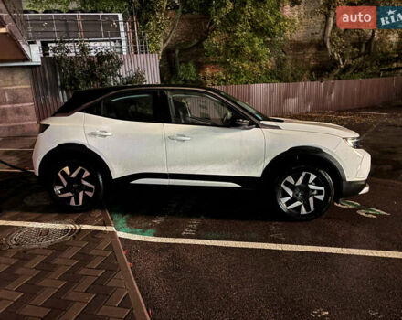 Білий Опель Mokka-e, об'ємом двигуна 0 л та пробігом 16 тис. км за 17900 $, фото 2 на Automoto.ua