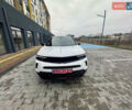 Белый Опель Mokka-e, объемом двигателя 0 л и пробегом 14 тыс. км за 18900 $, фото 1 на Automoto.ua