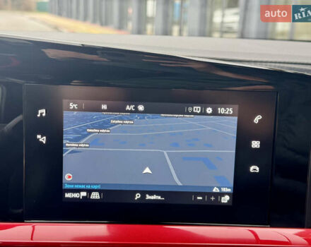 Белый Опель Mokka-e, объемом двигателя 0 л и пробегом 14 тыс. км за 18900 $, фото 29 на Automoto.ua