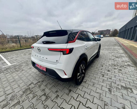 Белый Опель Mokka-e, объемом двигателя 0 л и пробегом 14 тыс. км за 18900 $, фото 4 на Automoto.ua
